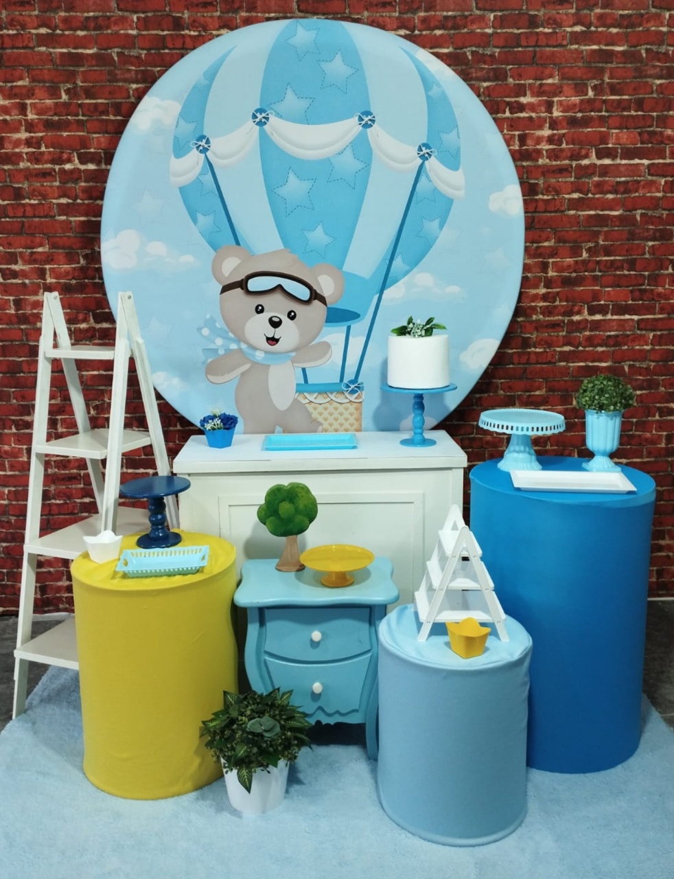 Alugar Tema Para Decoração de Festa Ursinho Baloeiro (Modelo 3) - Majas Pegue e Monte