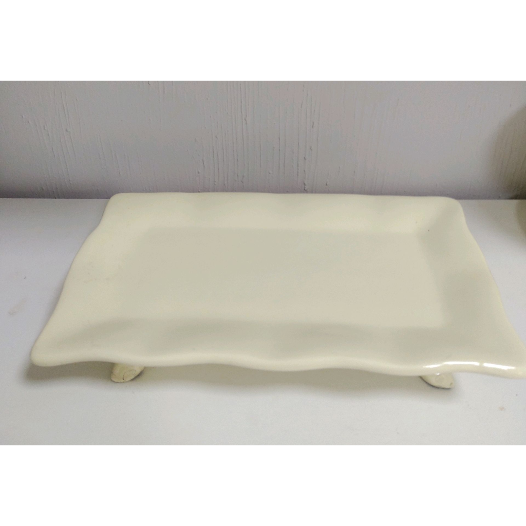 Bandeja Cerâmica Amarelo Claro - Maluhe decorações 