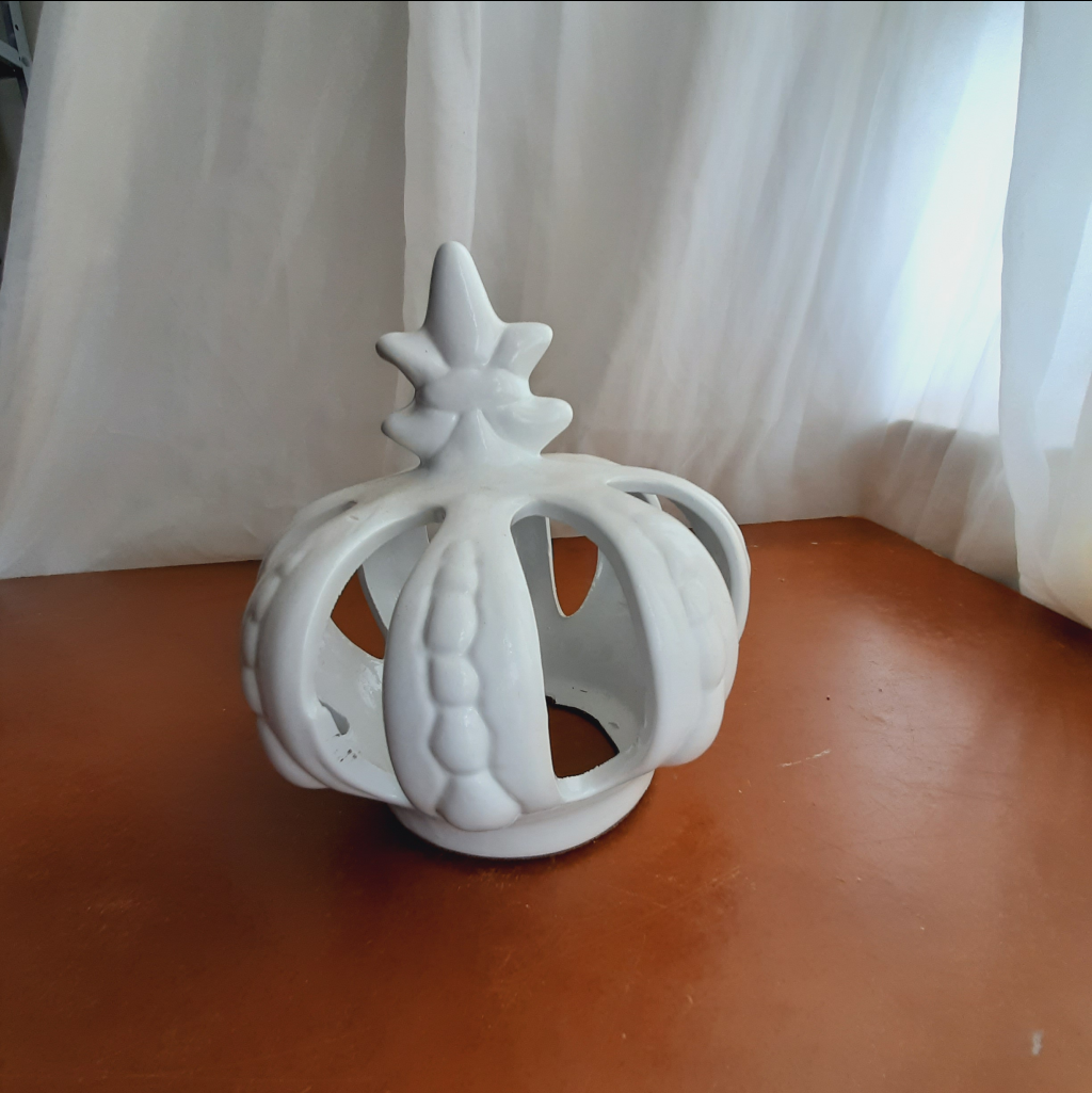 Coroa Cerâmica Branca - Maluhe decorações 