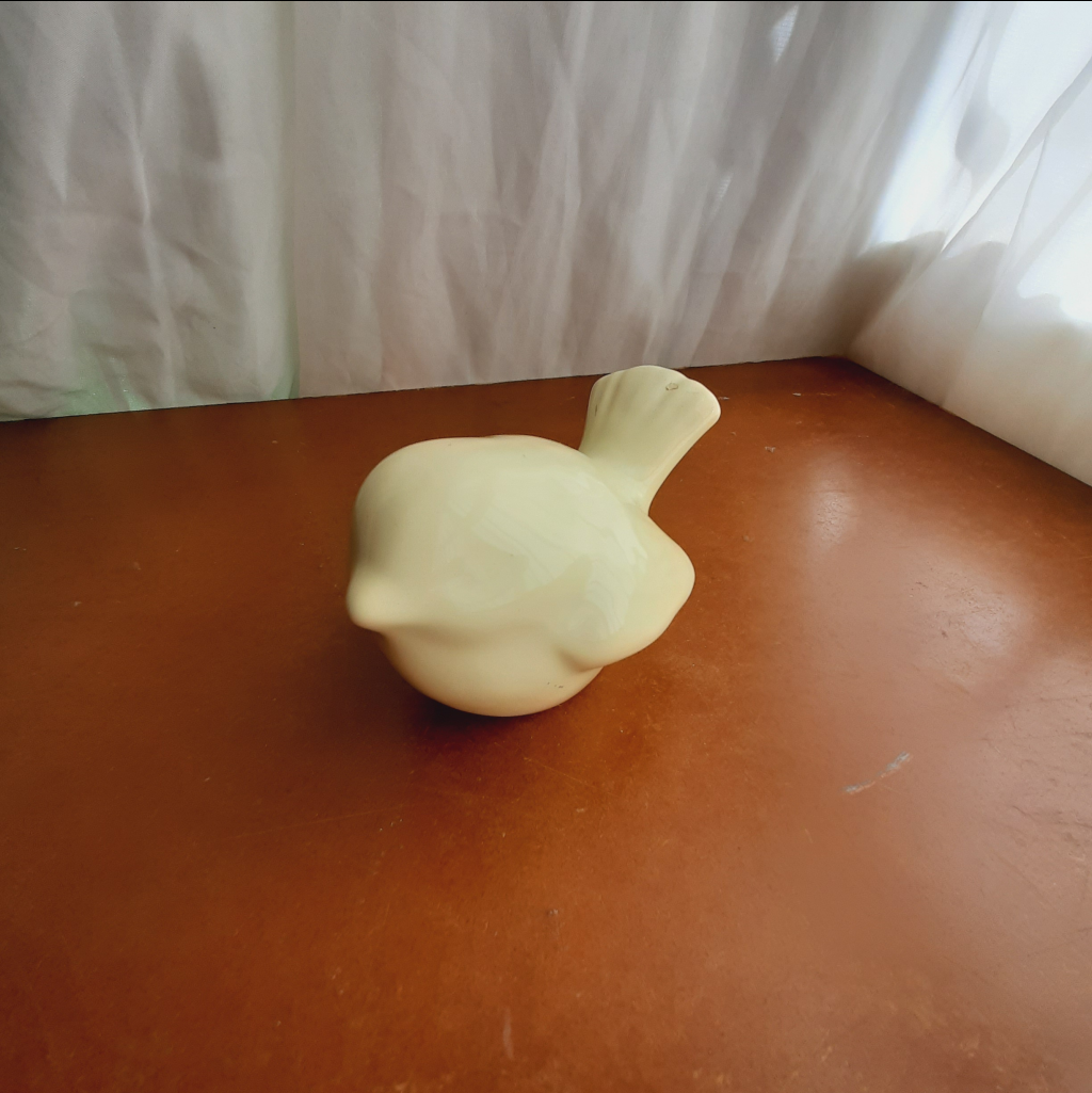 Pássaro Cerâmica Amarelo Claro - Maluhe decorações 