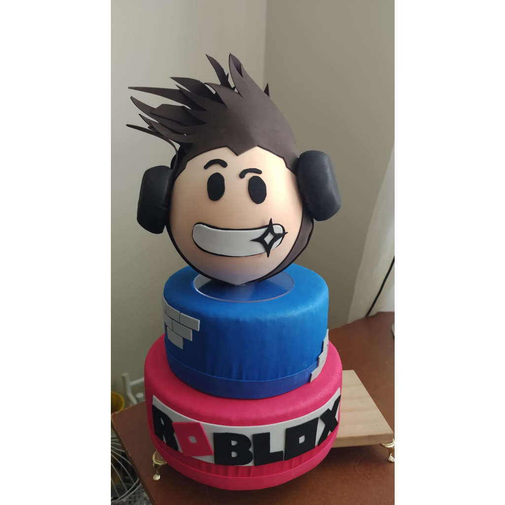 Bolo Fake Roblox - Maluhe decorações 