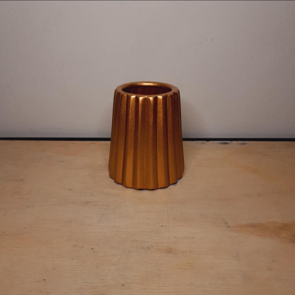 Vasinho Geométrico Cerâmica Dourado - Maluhe decorações 