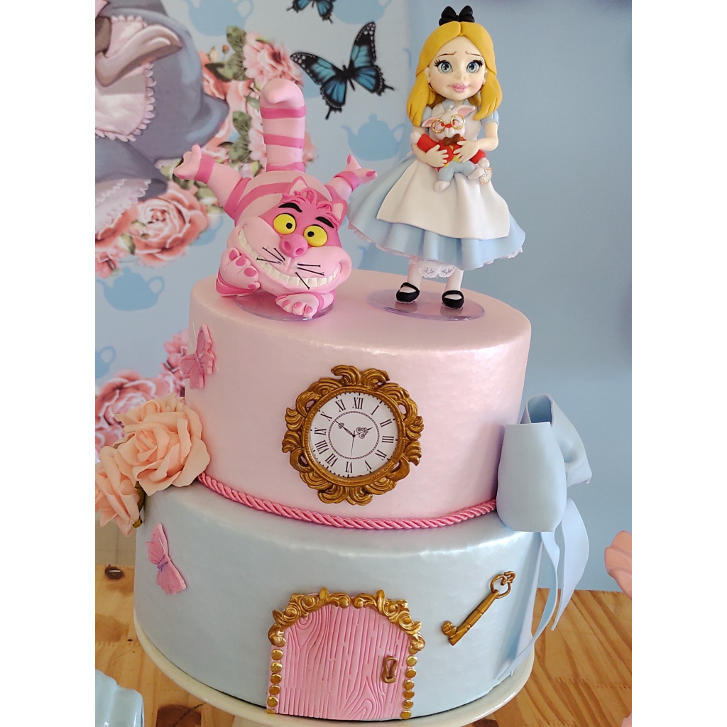 Bolo Alice - Maluhe decorações 