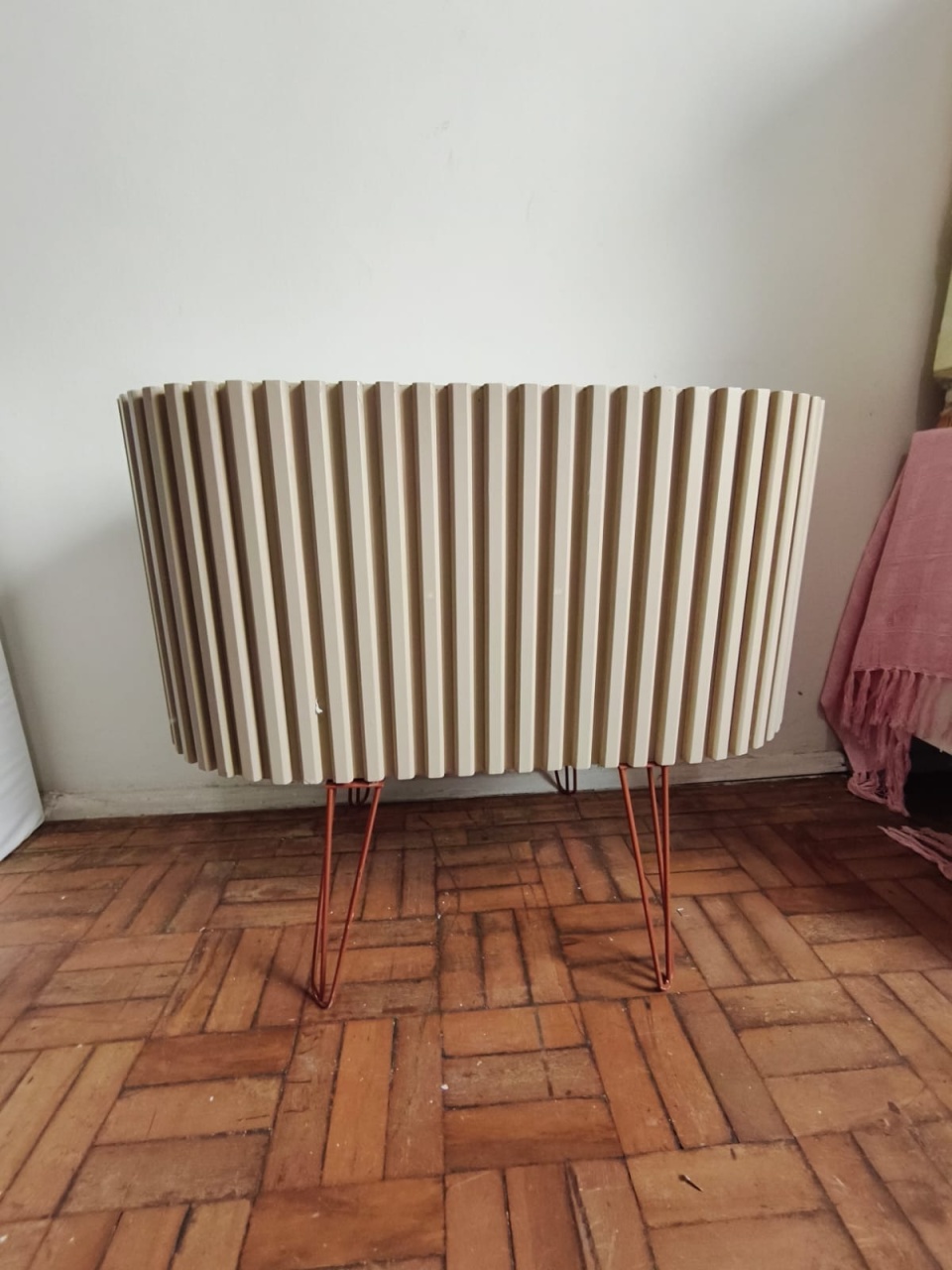 Mesa Oval Ripada  - Maluhe decorações 