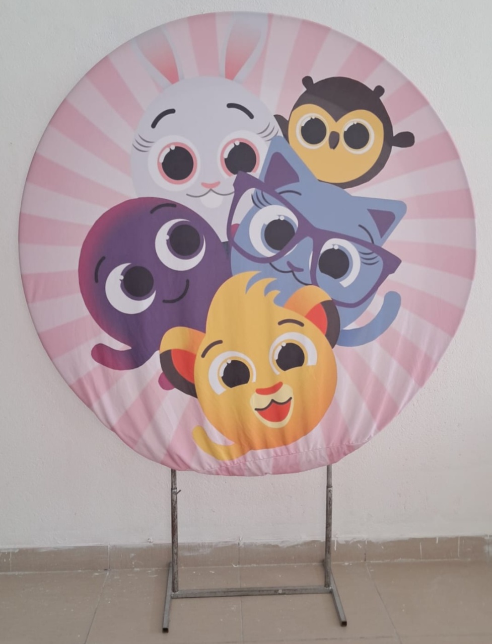 Painel Bolofofo Com Fundo Rosa - Stefane Sales 