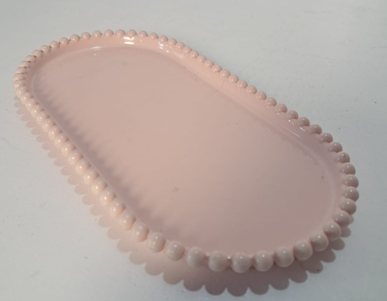 Bandeja Rasteira Rosa Candy Oval de Plástico - Stefane Sales 