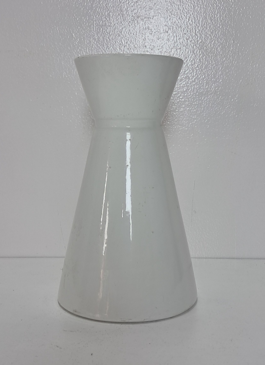 Vaso Geométrico Branco de Louça - Stefane Sales 