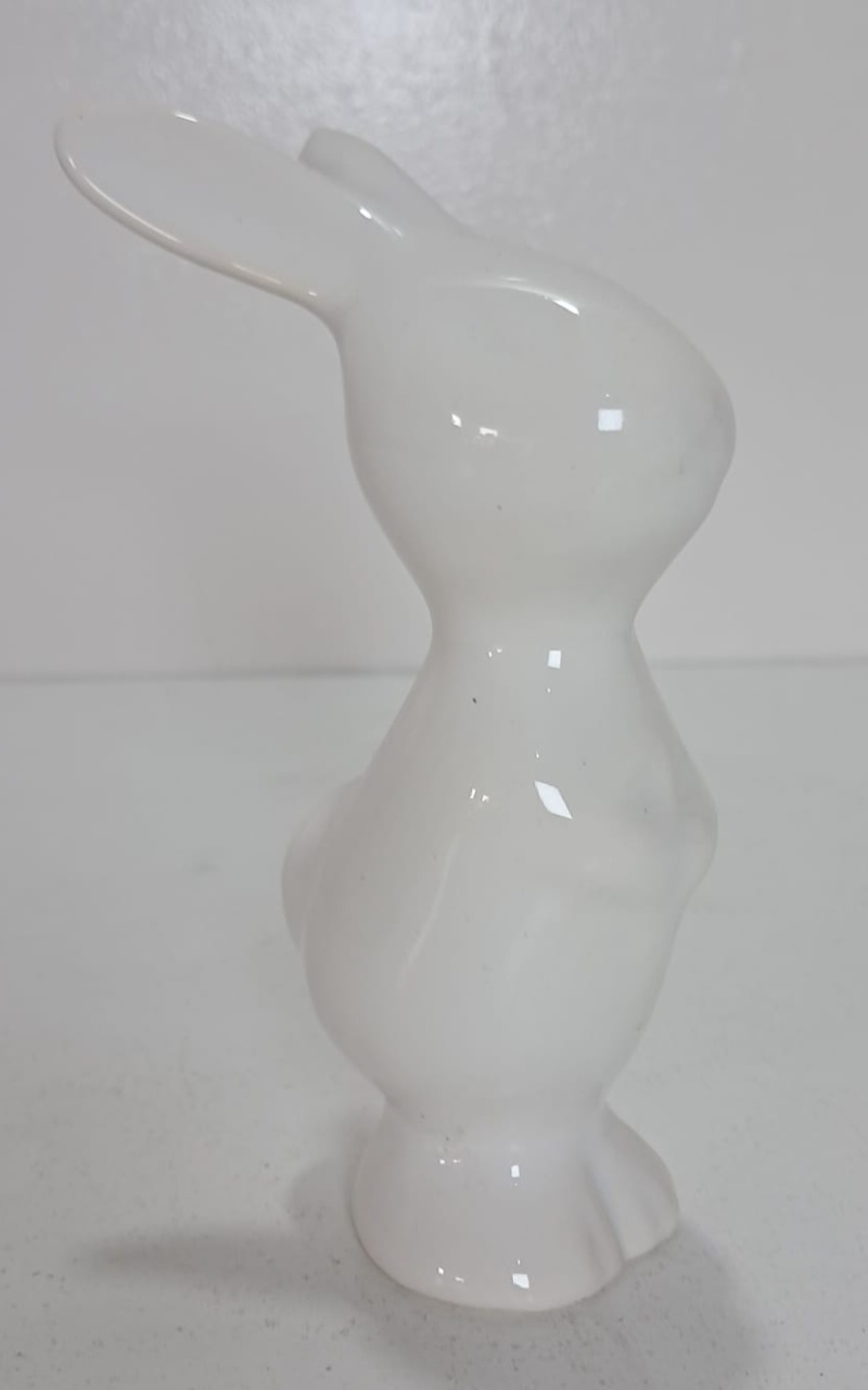 Coelho Branco de Louça Decorativo - Stefane Sales 