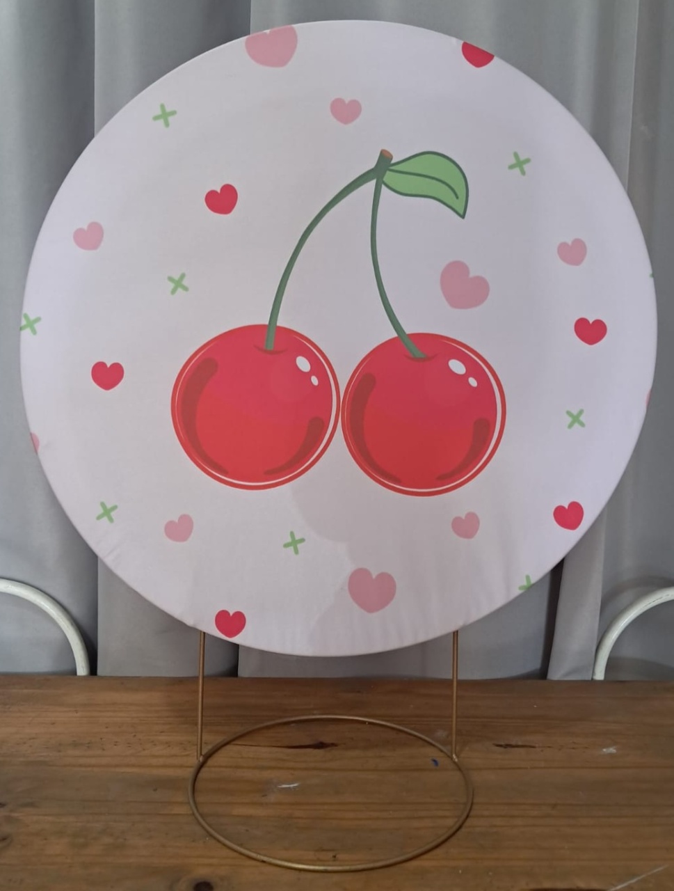 Painel de Mesa Cereja Fundo Rosa Com Corações - Stefane Sales 