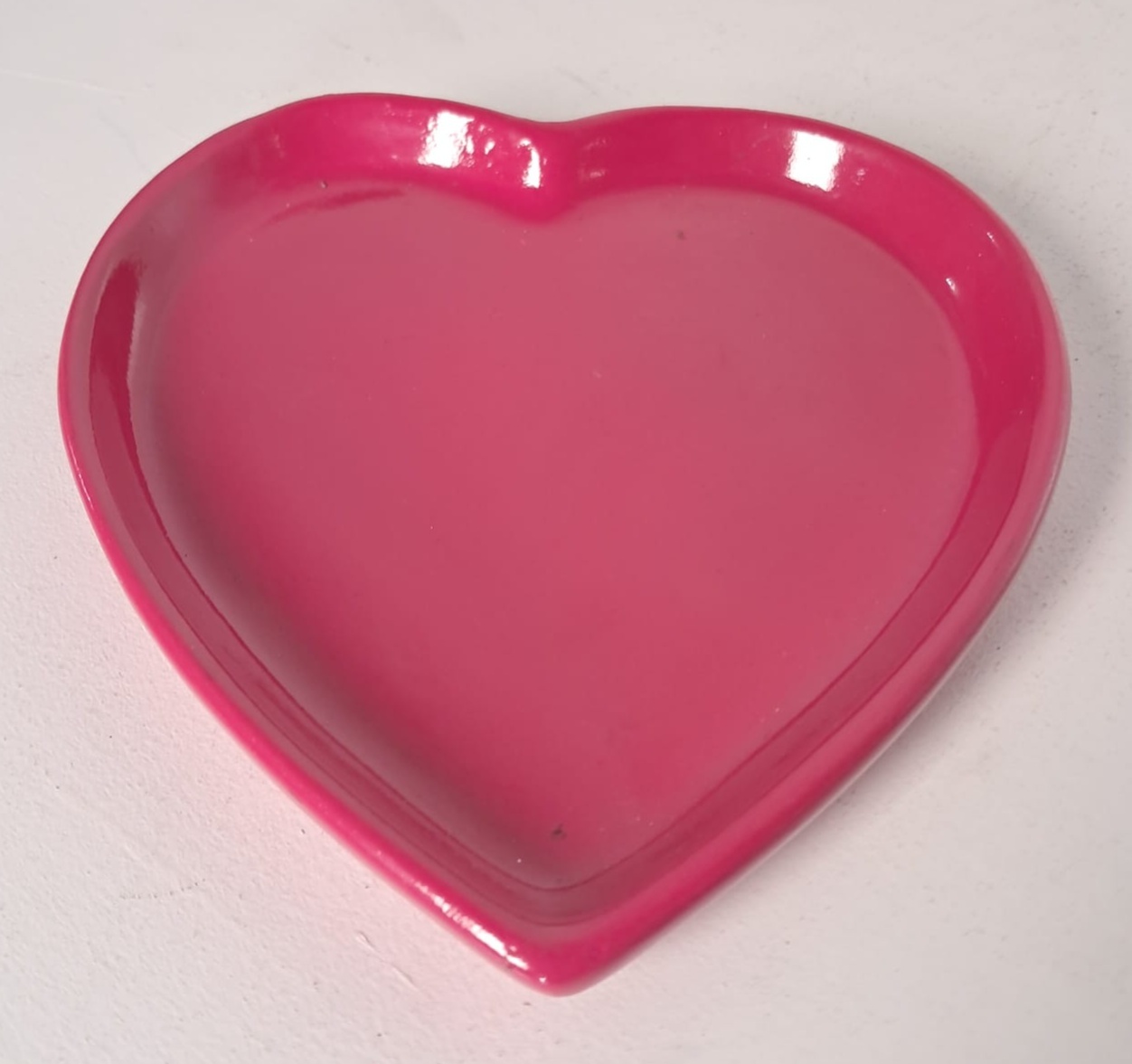 Bandeja de Coração Rosa Pink de Louça P - Stefane Sales 