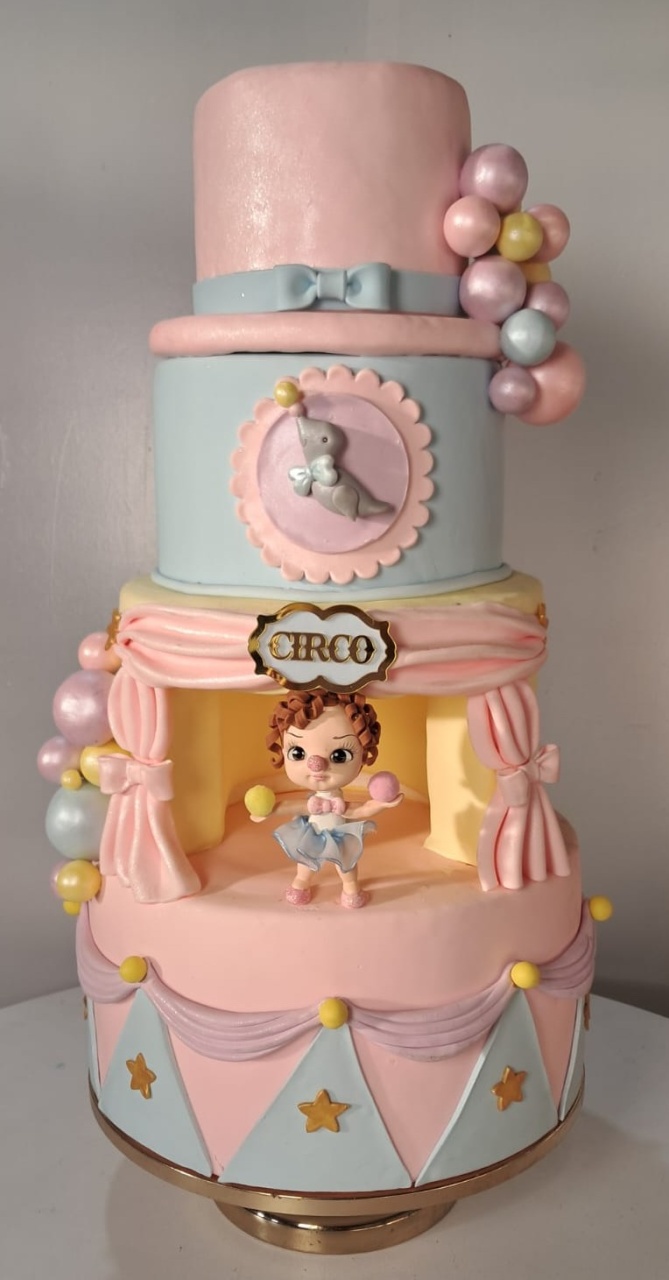 Bolo Fake de Circo Feminino - Stefane Sales 
