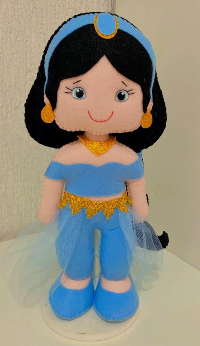 Jasmine de Feltro - Stefane Sales 