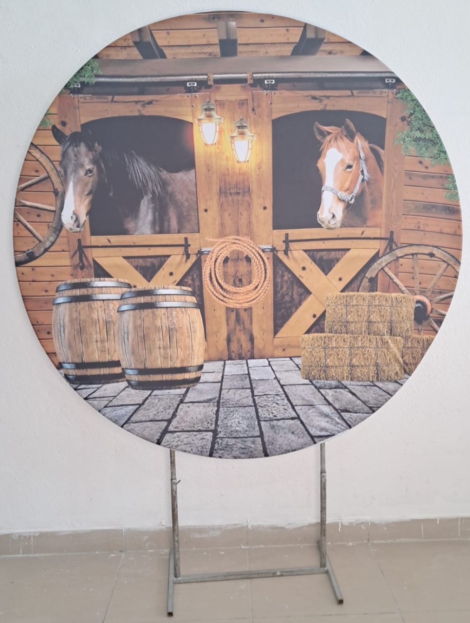 Painel Cavalos No Estábulo - Stefane Sales 