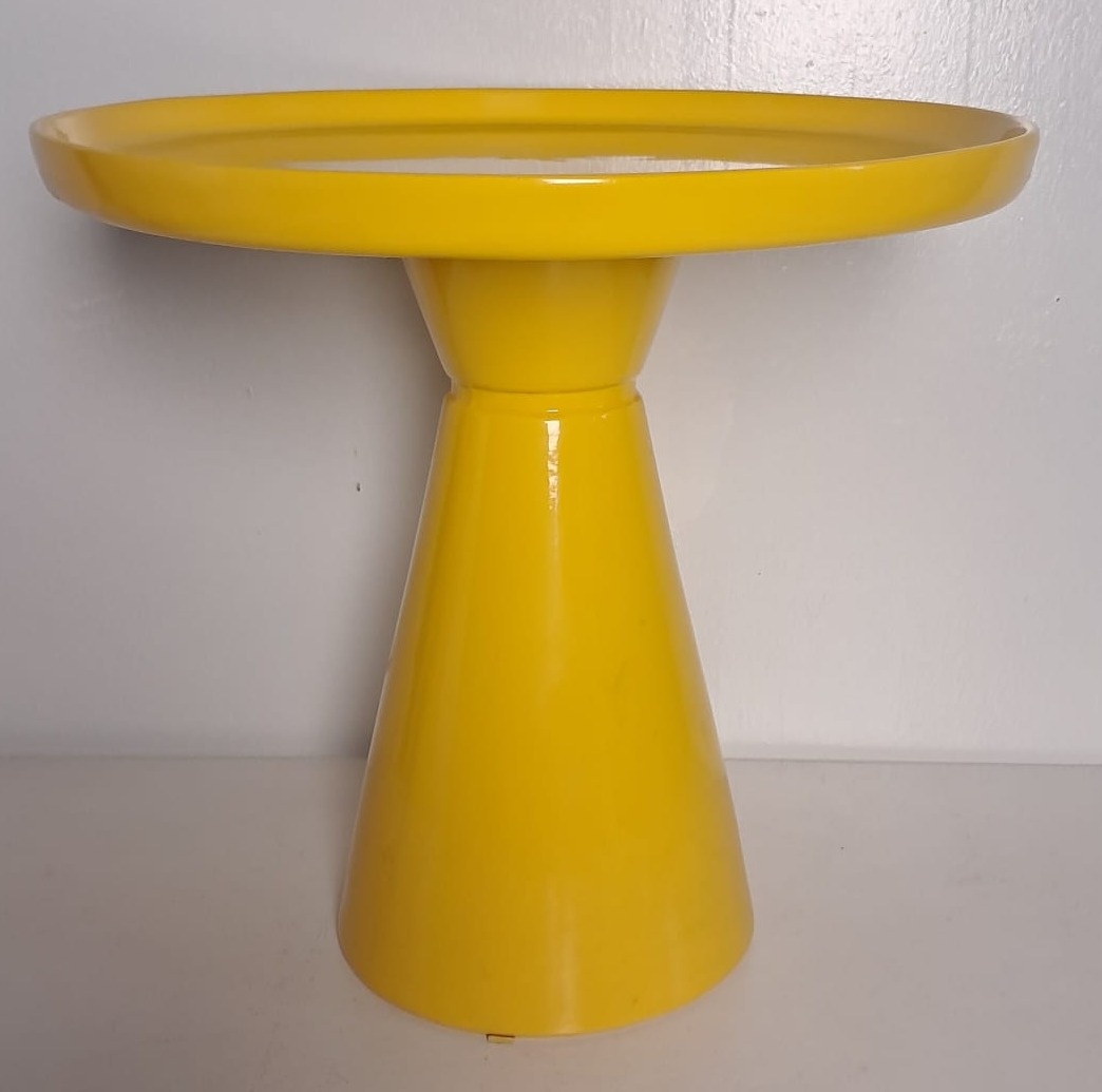 Bandeja Cone Amarelo de Louça M - Stefane Sales 