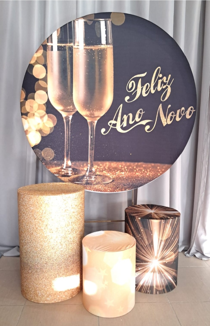 Painel E Capas Feliz Ano Novo Preto E Dourado - Stefane Sales 