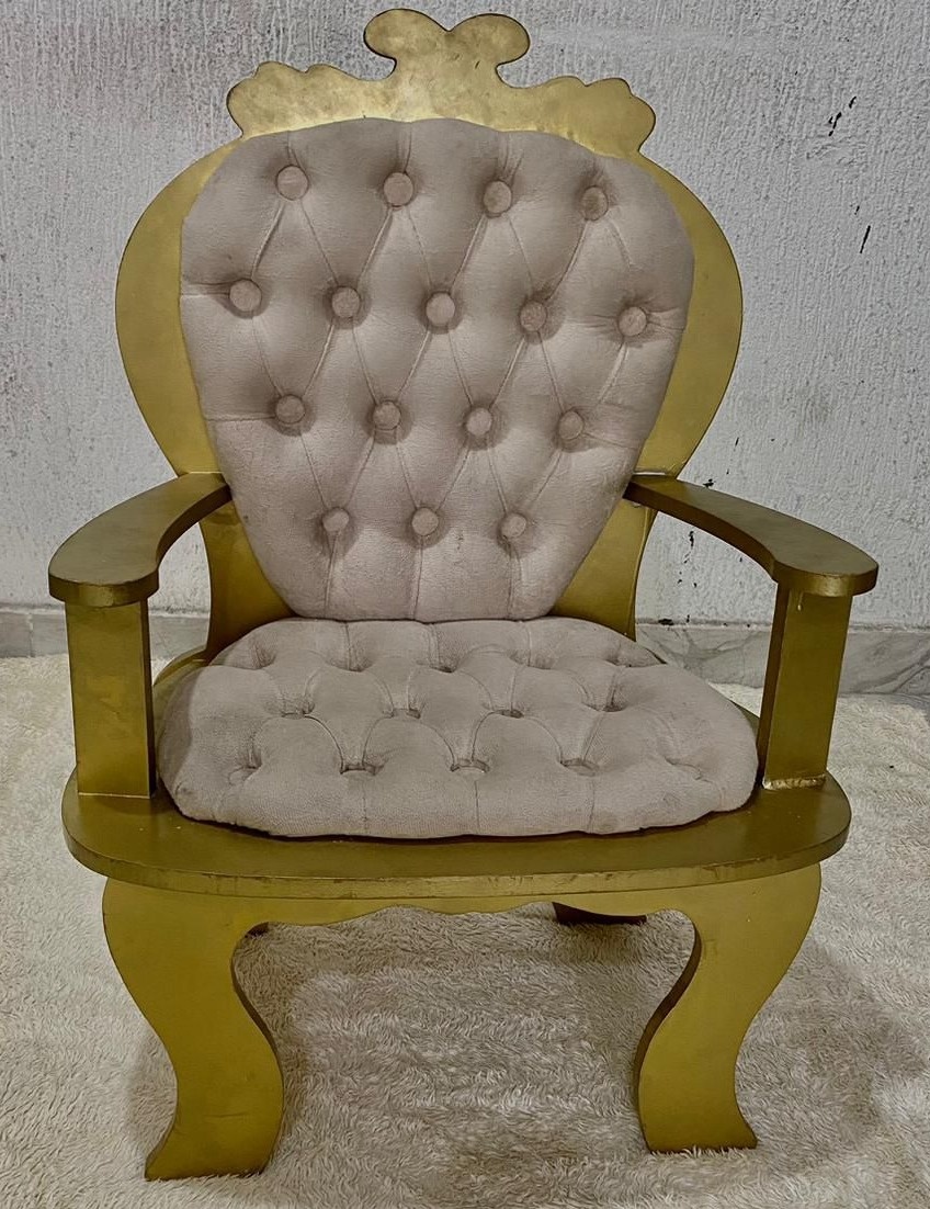 Cadeirinha Realeza - Stefane Sales 