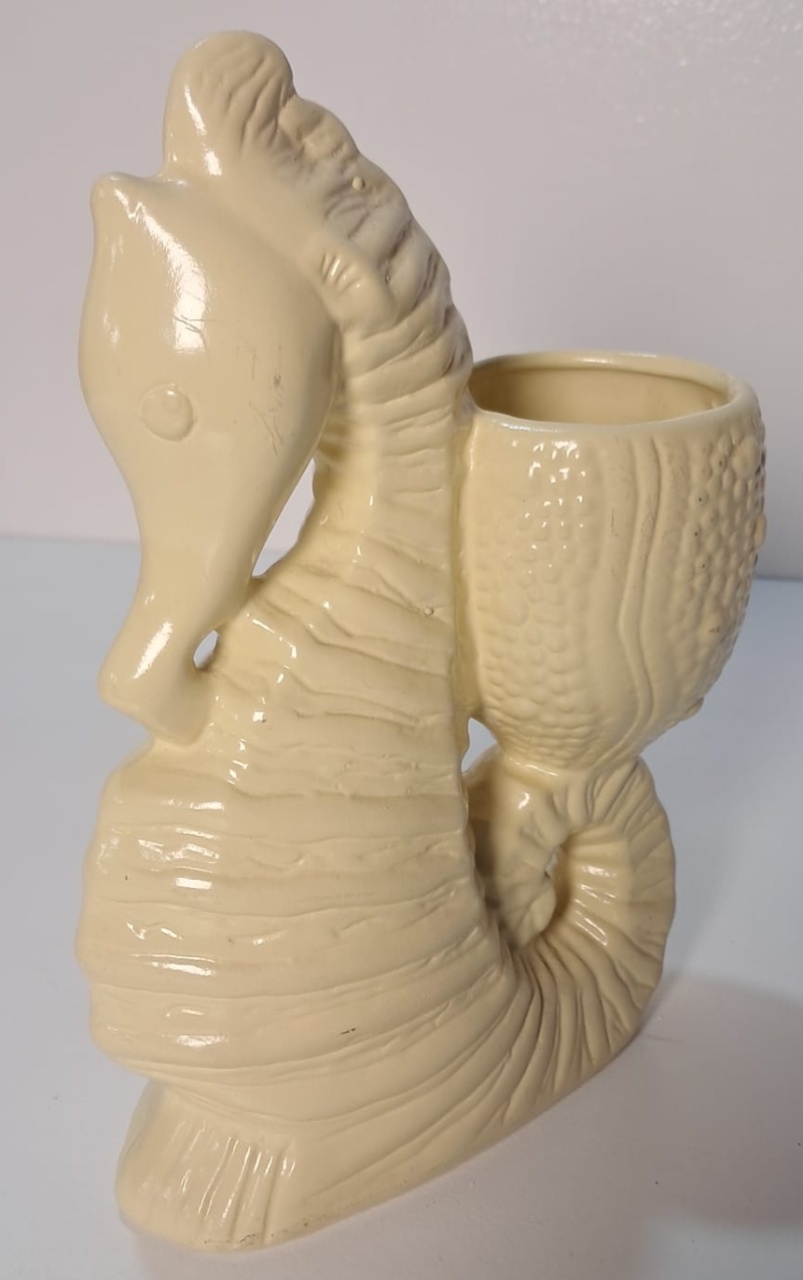 Cavalo Marinho Amarelo Candy de Louça - Stefane Sales 