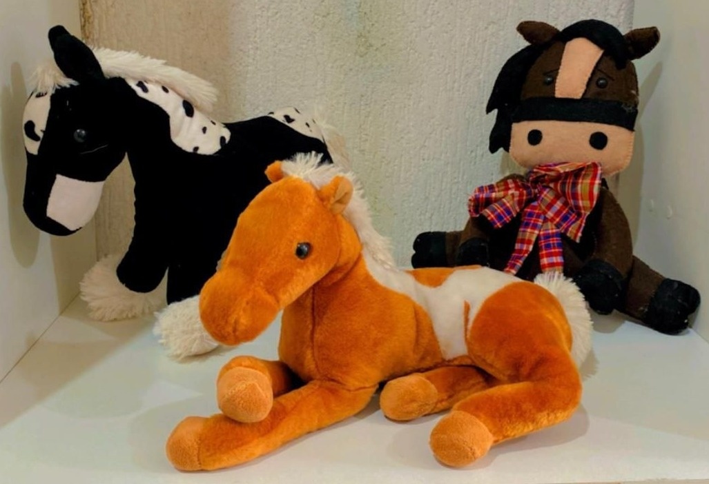 Kit Cavalos de Pelúcia - Stefane Sales 