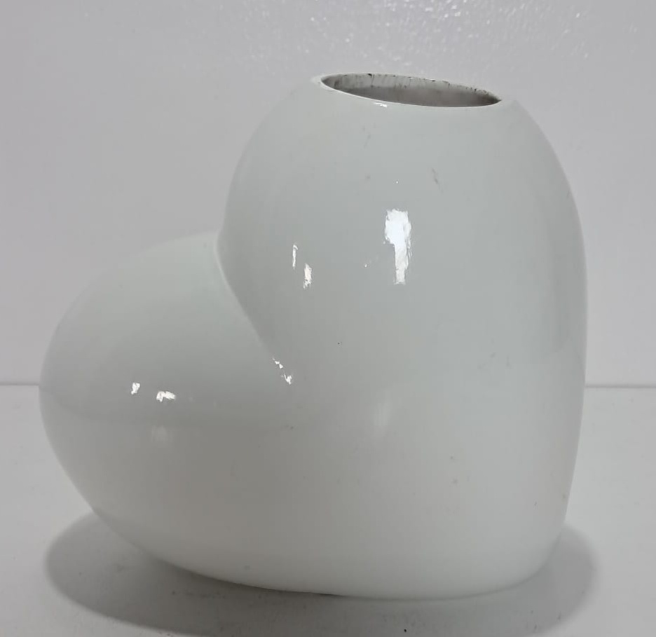 Vaso de Coração de Louça - Stefane Sales 