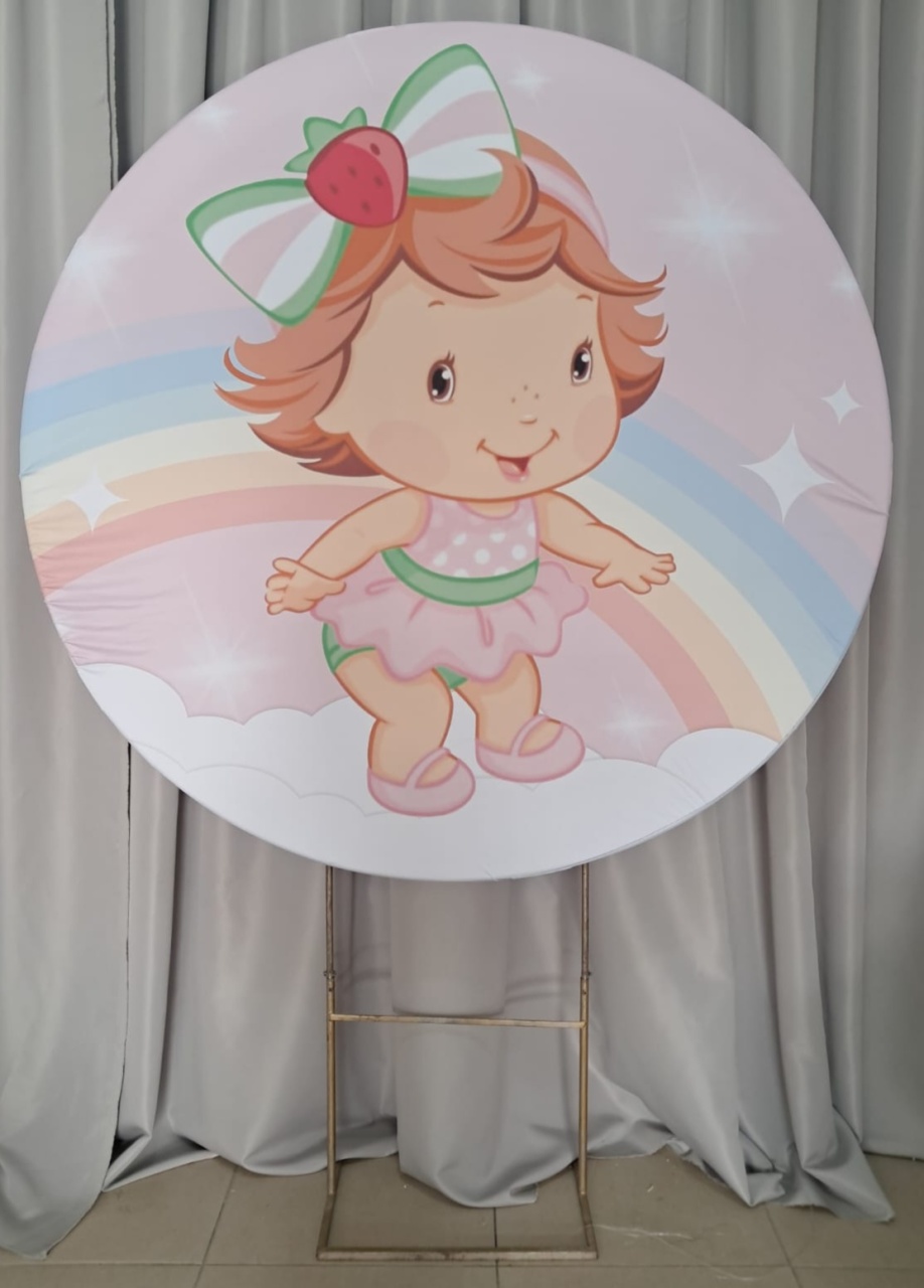 Painel Moranguinho Bebê Fundo Arco Iris - Stefane Sales 