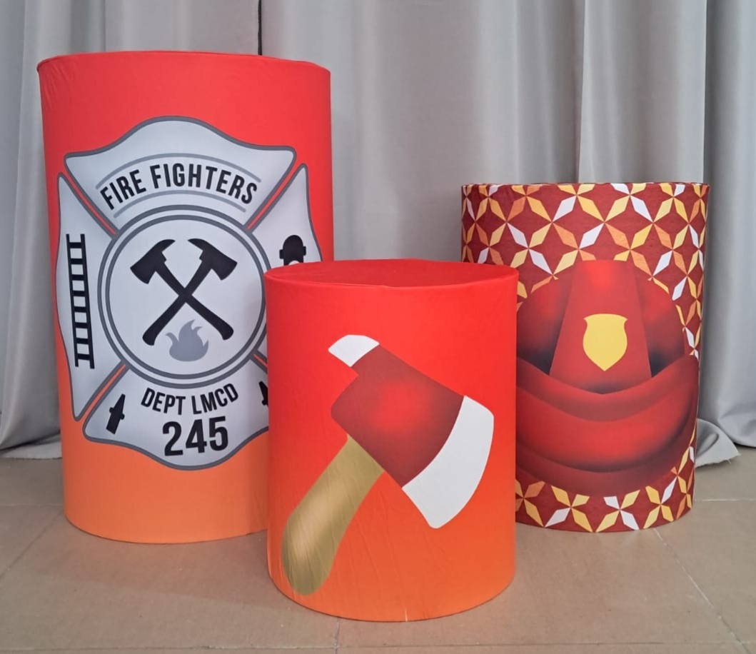 Capa de Bombeiro Vermelho - Stefane Sales 