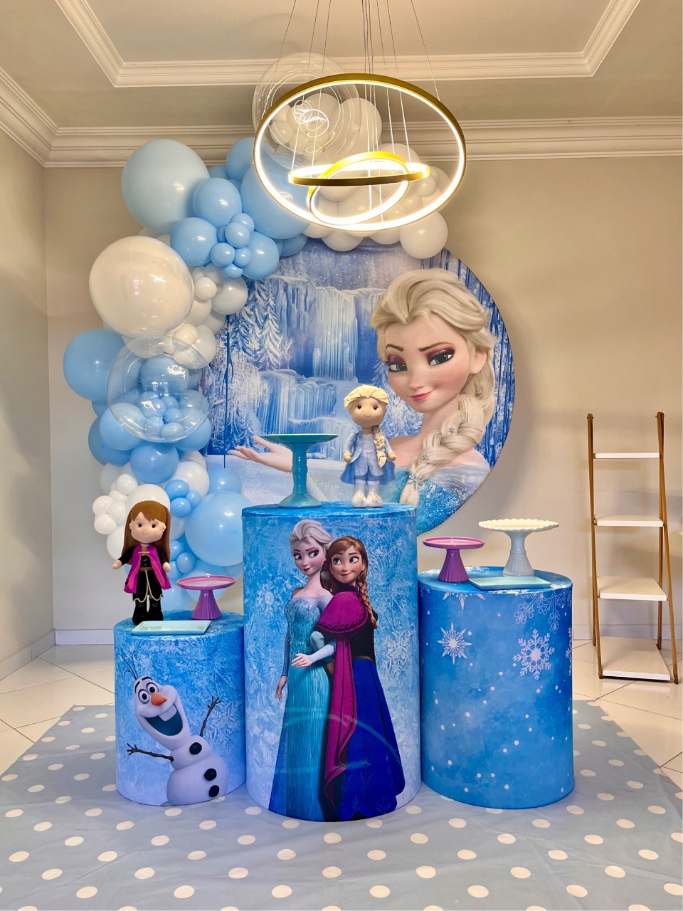 Decoração Tradicional P - Frozen - Me Pegue Monte