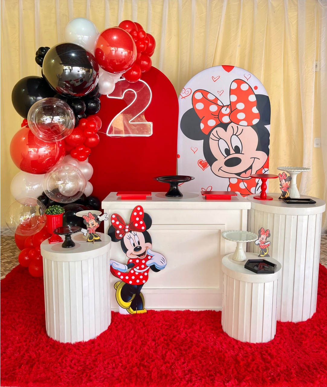 Decoração Infantil - Minnie Vermelha 2 - Me Pegue Monte