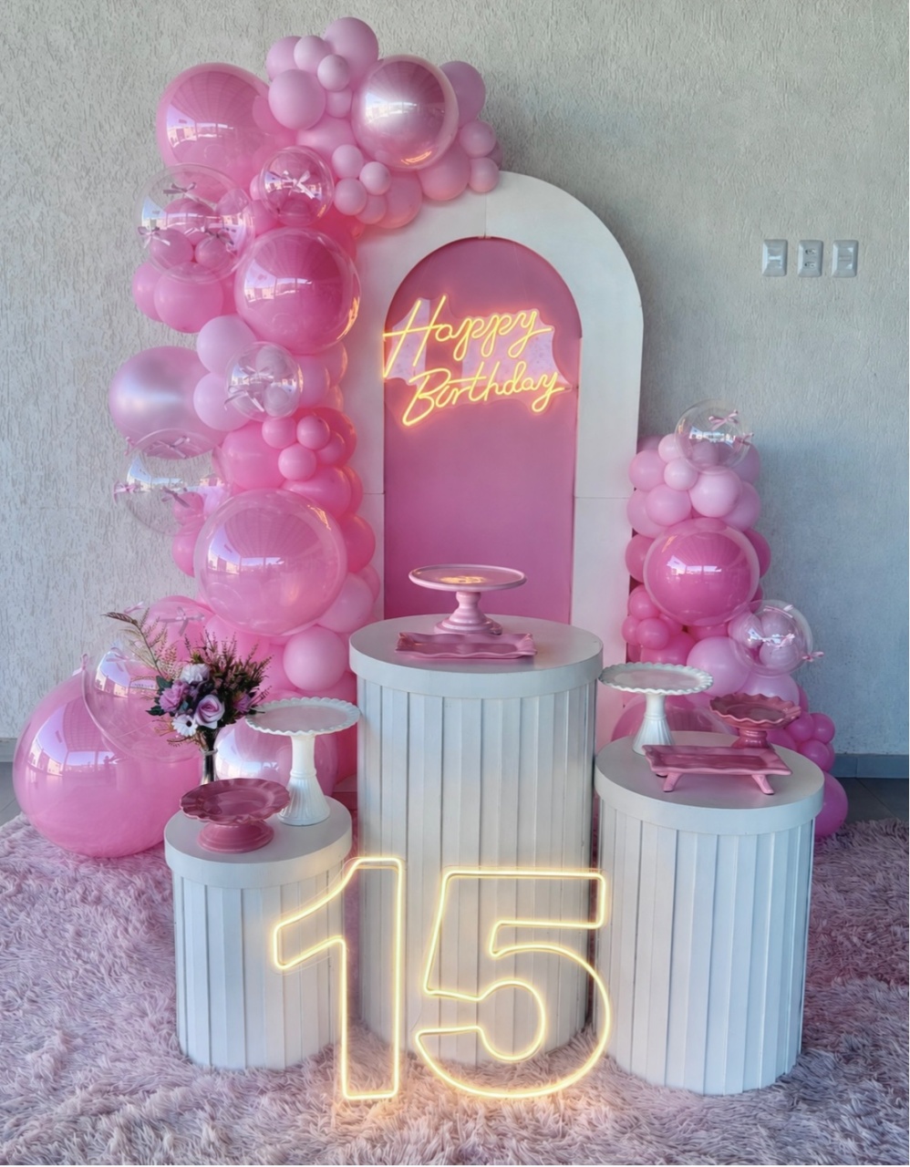 Decoração Com Balão - 15 Anos Rosa - Me Pegue Monte
