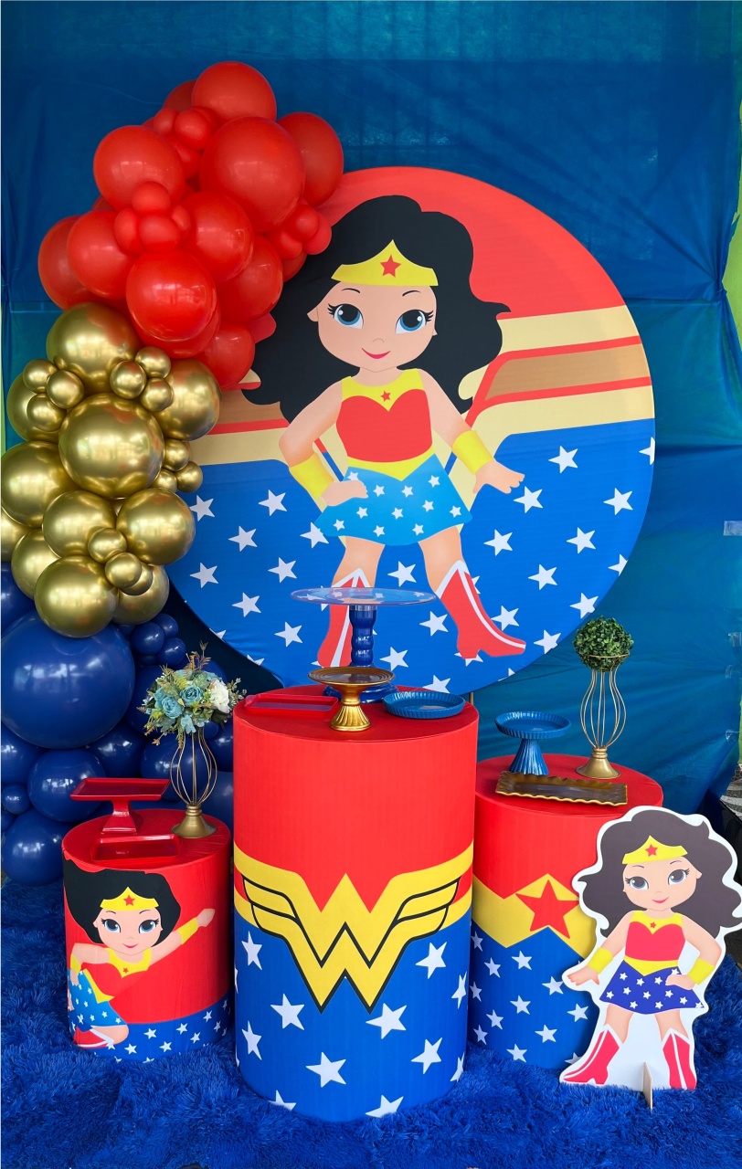 Decoração Infantil - Mulher Maravilha  - Me Pegue Monte
