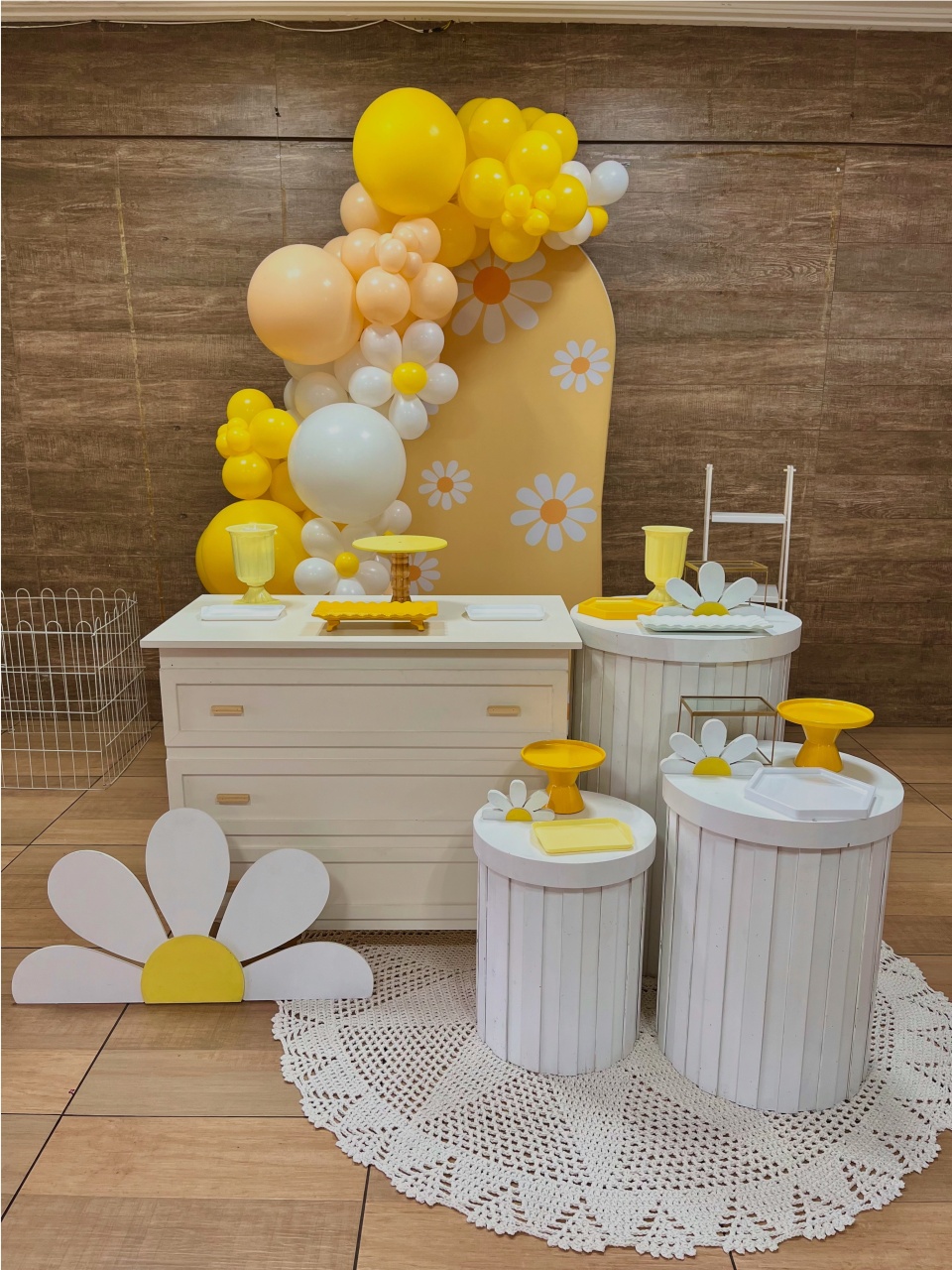 Decoração Margarida - 15 Anos (Cópia 1) - Me Pegue Monte