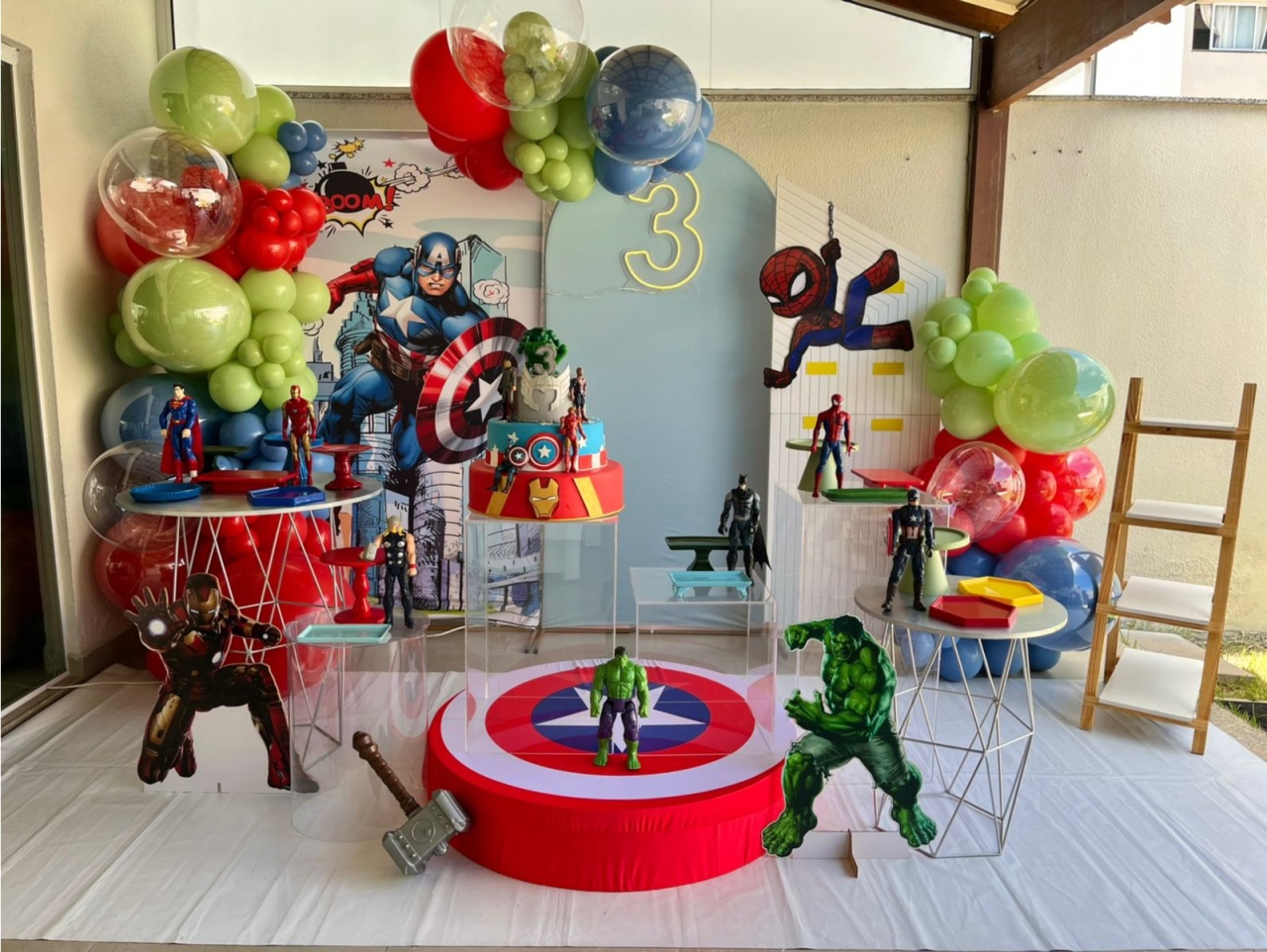 Decoração Luxo - Vingadores  - Me Pegue Monte