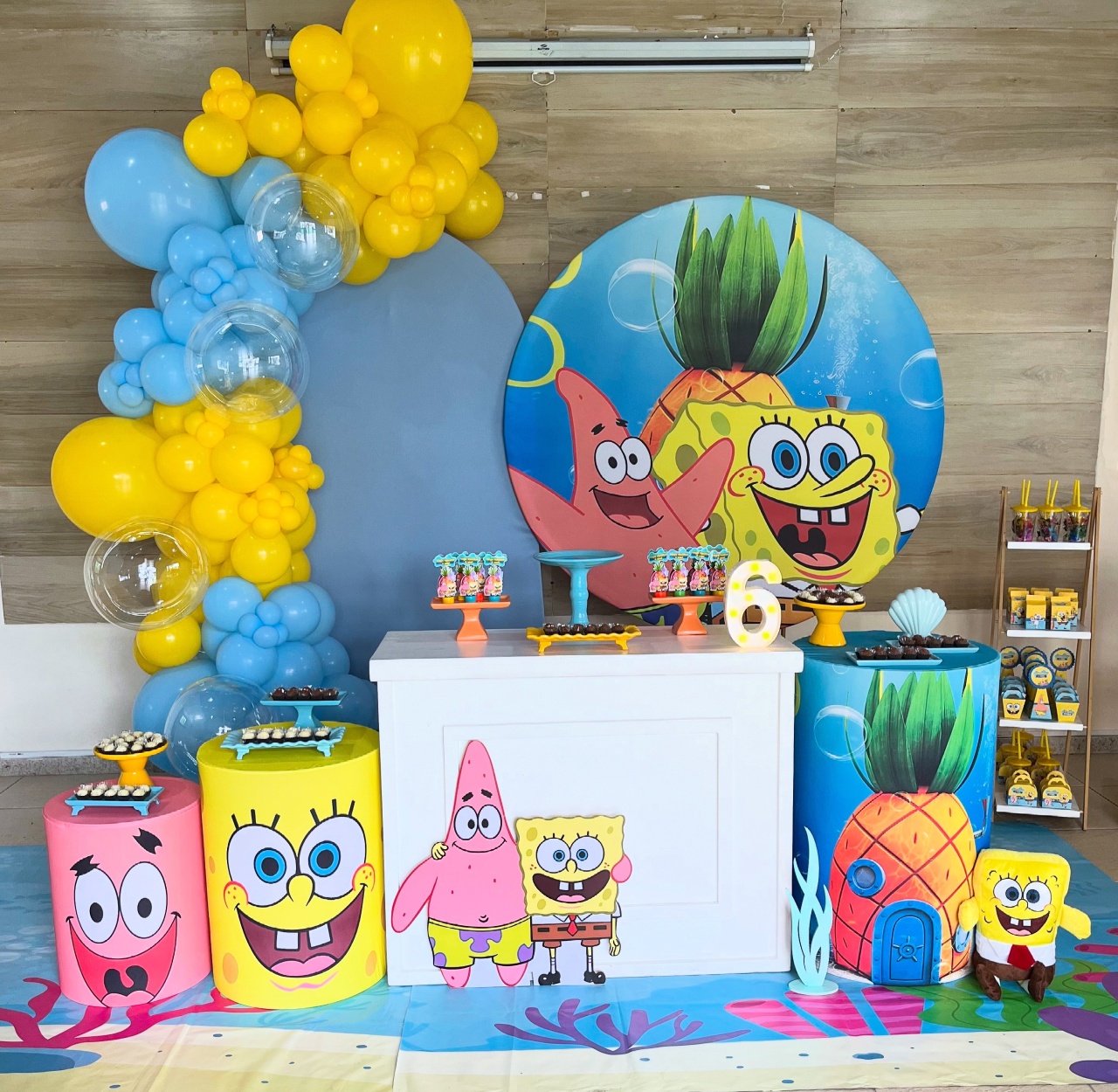 Decoração Bob Esponja Menino  - Me Pegue Monte