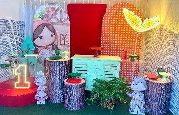 Decoração Infantil G - Chapeuzinho Vermelho  - Me Pegue Monte