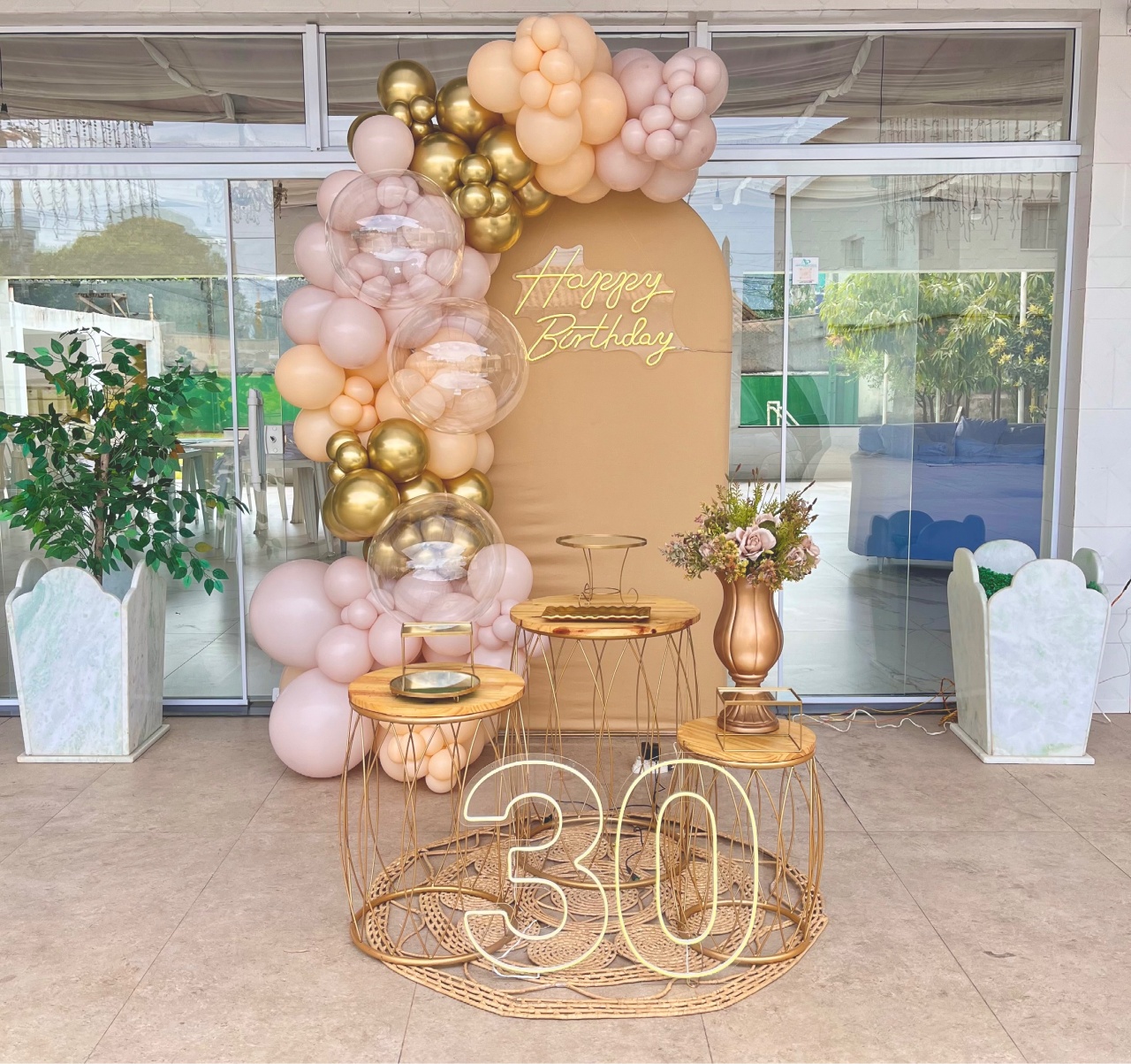 Decoração Nude E Dourado - Me Pegue Monte