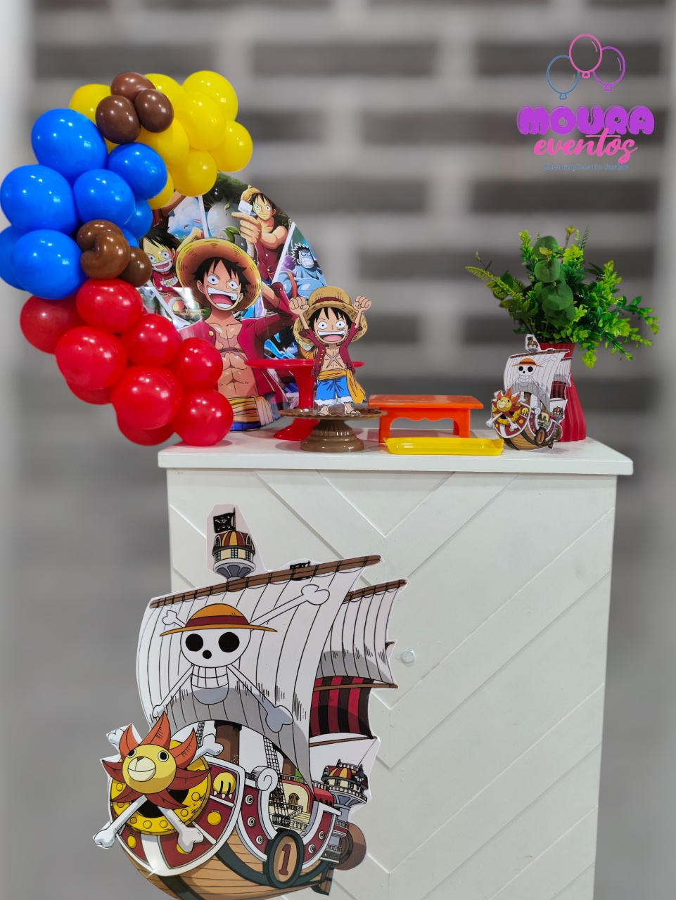 Kit Festa Na Mesa Emily One Piece  - MOURA EVENTOSS