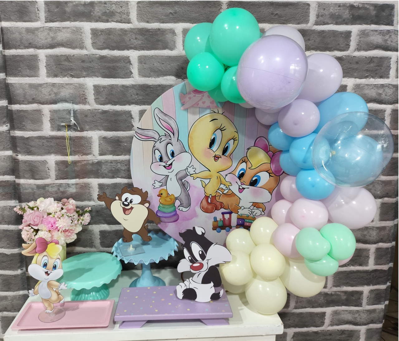 Kit Só Um Bolinho Baby Looney Tunes - MOURA EVENTOSS
