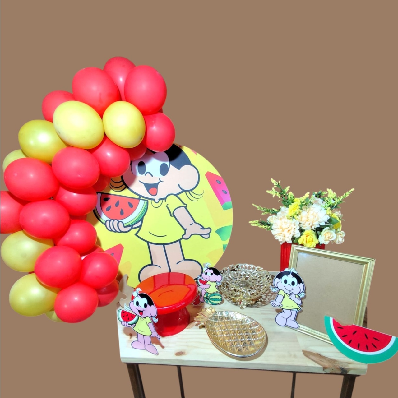 Kit Só Um Bolinho Magali - MOURA EVENTOSS
