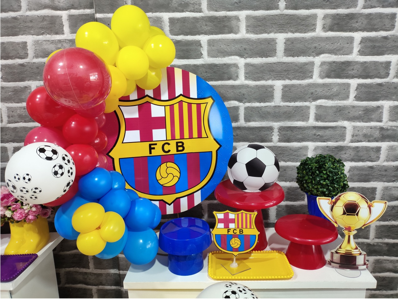 Kit Só Um Bolinho Barcelona - MOURA EVENTOSS
