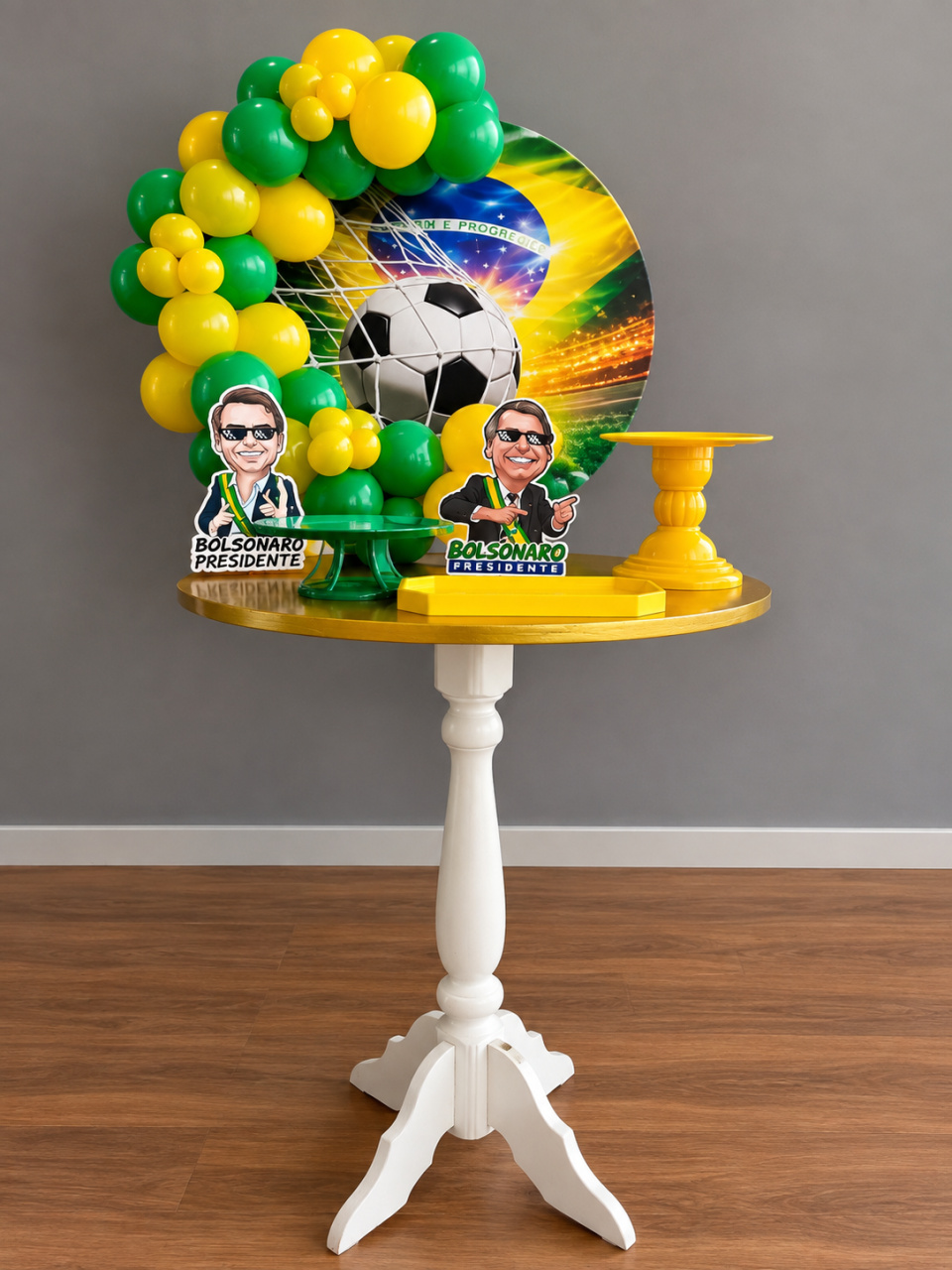 Festa Na Mesa Do Bolsonaro - Biscuit's Mania 