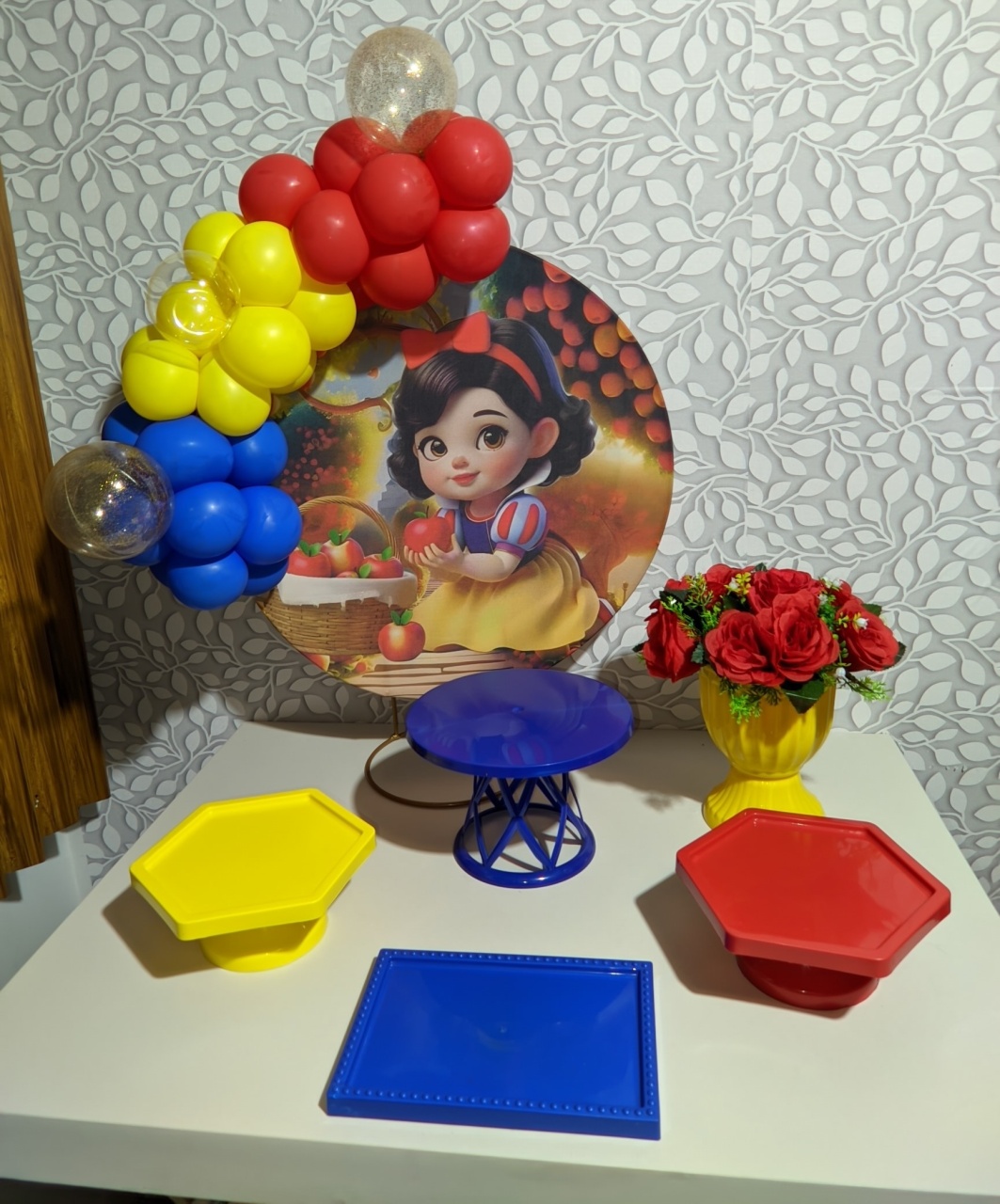 Alugue Festa Na Mesa Branca de Neve - Catálogo Digital Big Day 