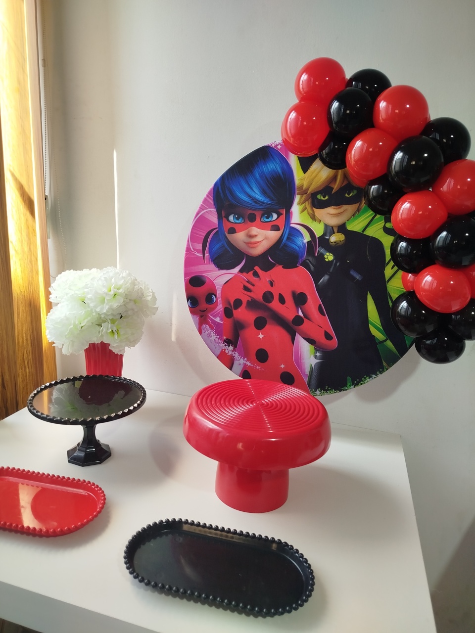 Alugue Festa Na Mesa Lady Bug  - Catálogo Digital Big Day 