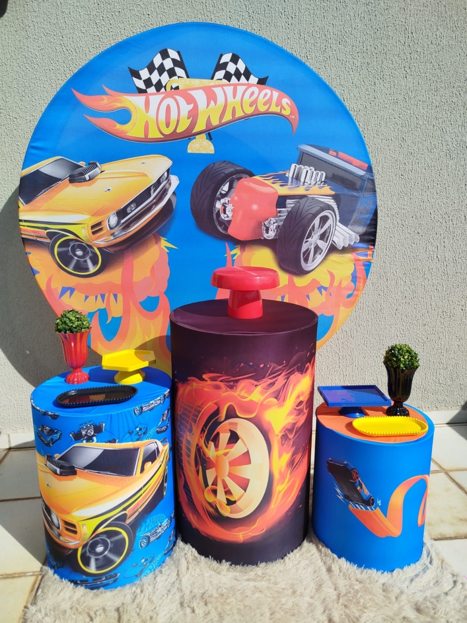Alugue Pegue Monte Tema Para Festa Decoração  Hot Wheels - Catálogo Digital Big Day 