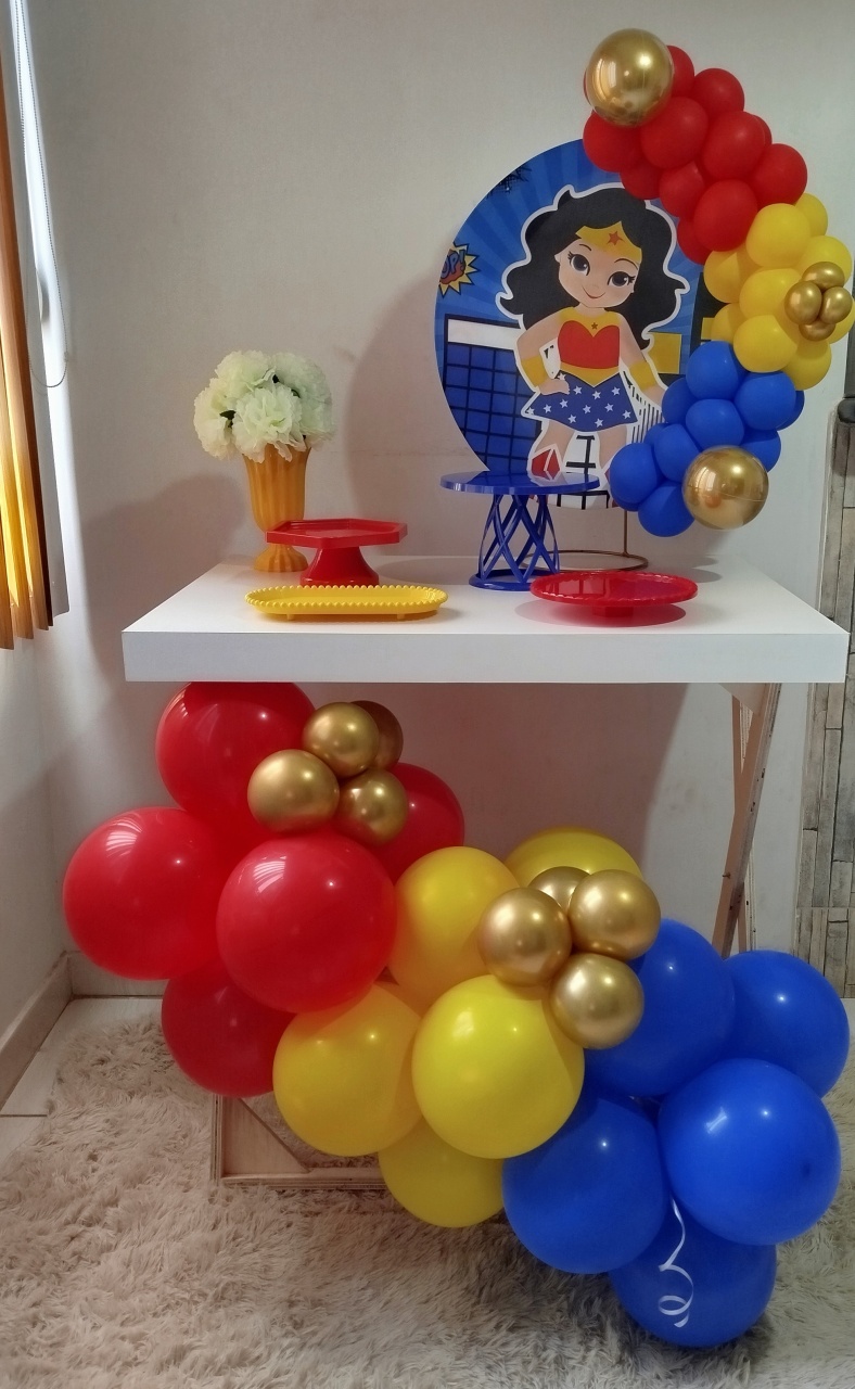 Alugue Festa Na Mesa Mulher Maravilha Cute 2 - Catálogo Digital Big Day 