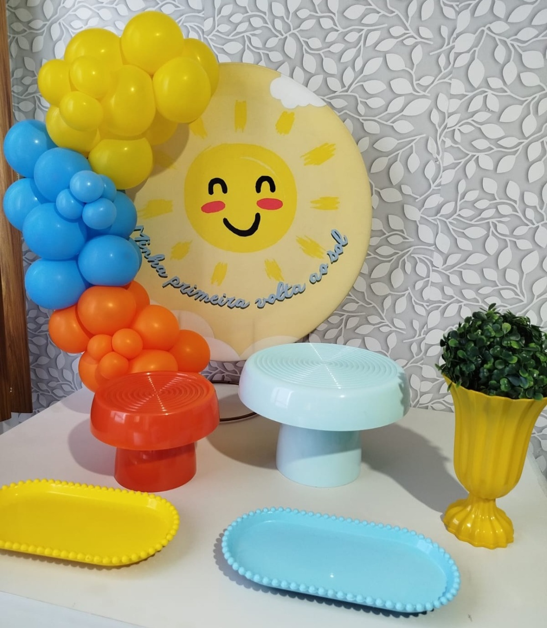 Alugue Festa Na Mesa Primeira Volta Ao Sol - Catálogo Digital Big Day 