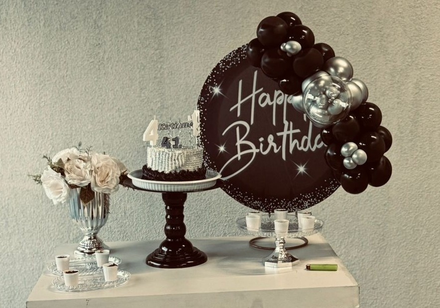 Alugue Festa Na Mesa Happy Birthday Preto E Prata 2 - Catálogo Digital Big Day 