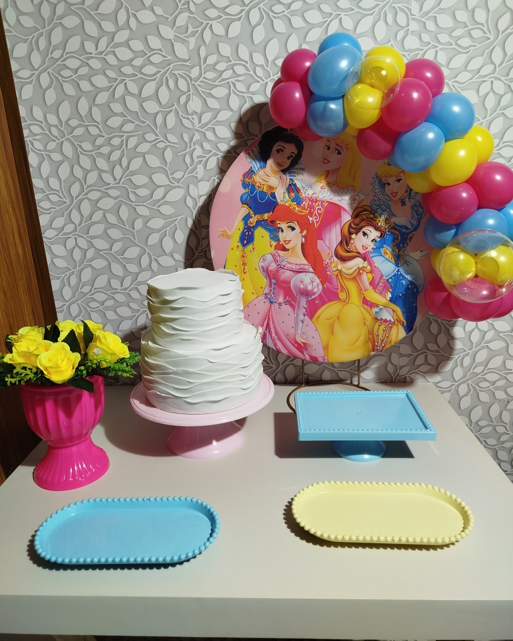 Alugue Festa Na Mesa Princesas Disney  - Catálogo Digital Big Day 