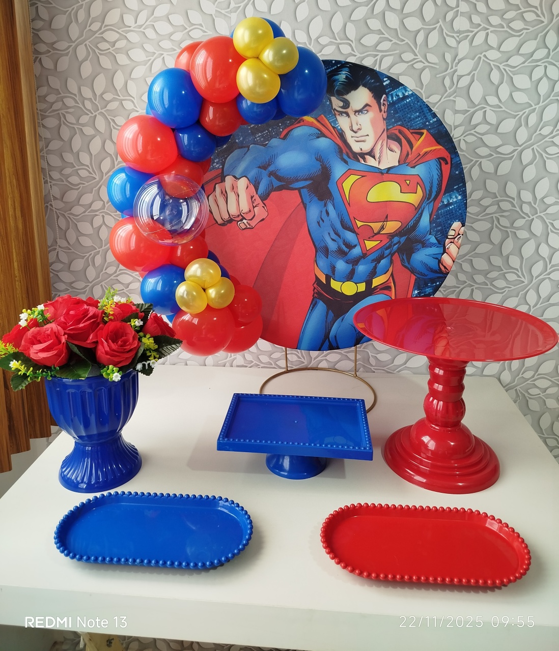 Alugue Festa Na Mesa Super Man  - Catálogo Digital Big Day 