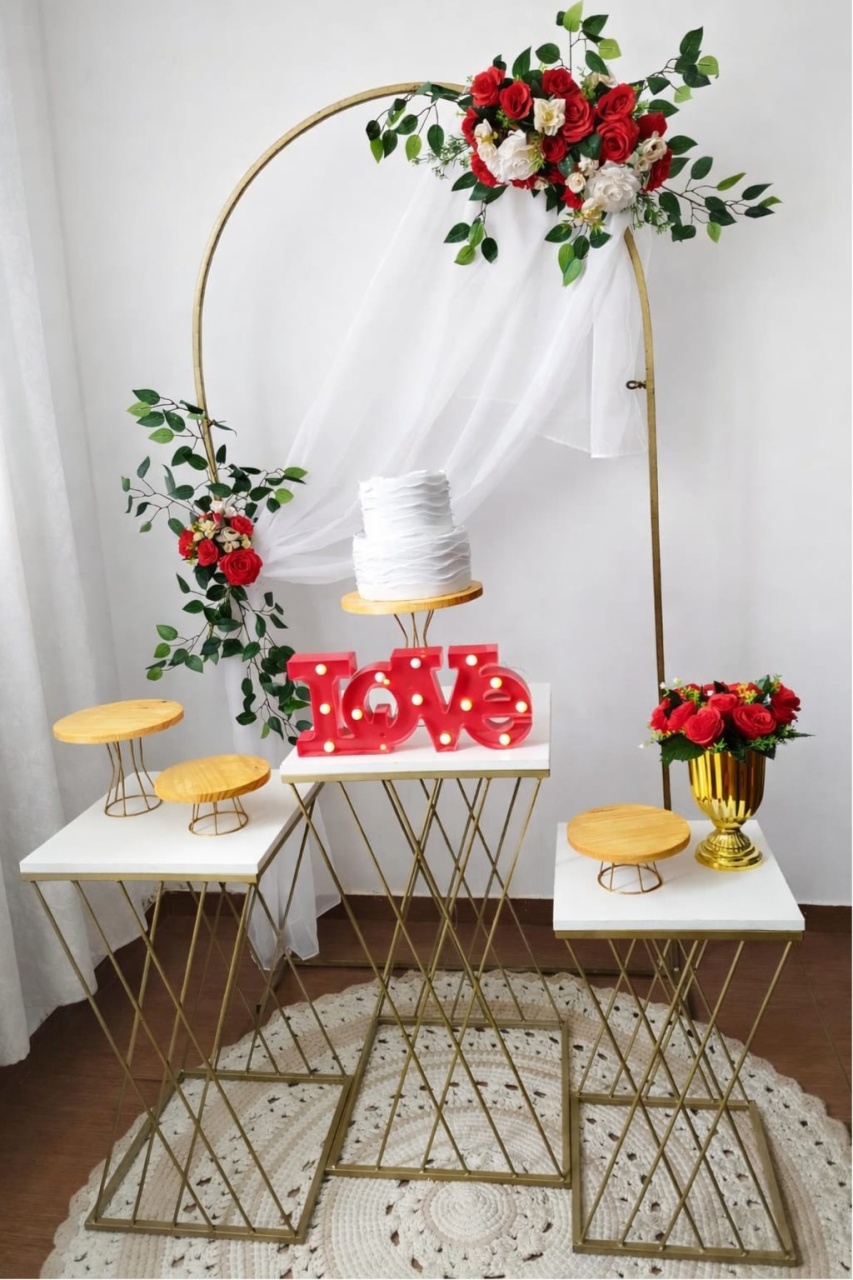Alugue Tema Para Festa Decoração Casamento Civil Branco Vermelho - Catálogo Digital Big Day 