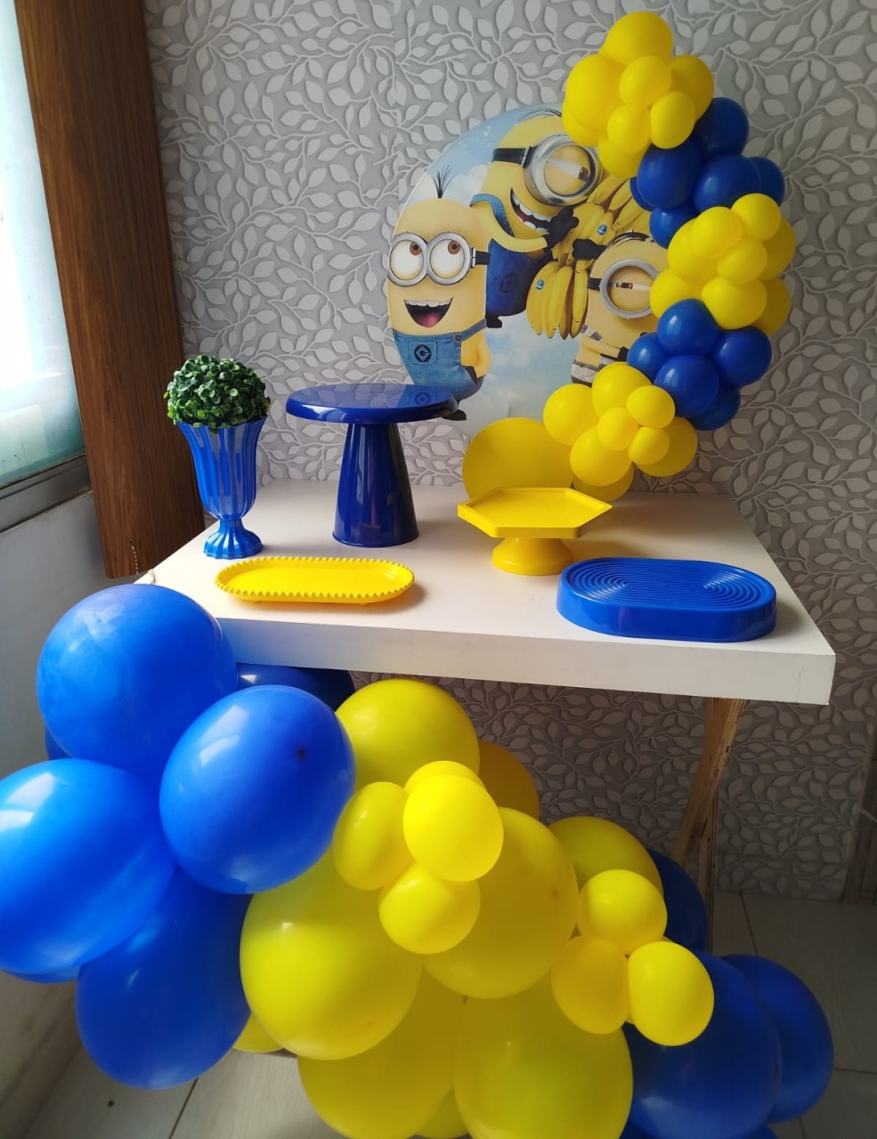 Alugue Festa Na Mesa Minions - Catálogo Digital Big Day 