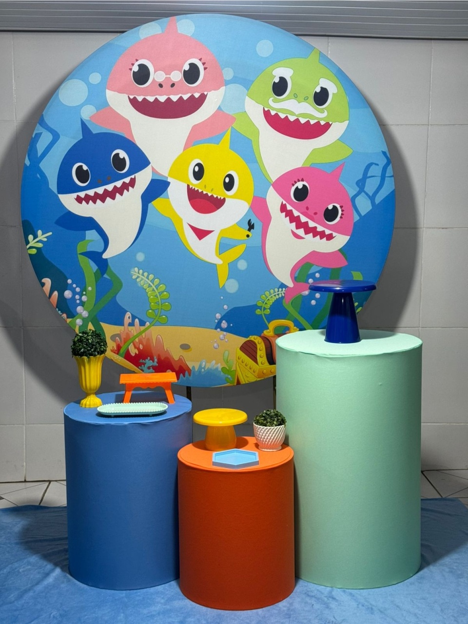 Alugue Pegue Monte Para Decoração de Festa Tema Baby Shark Menino - Catálogo Digital Big Day 
